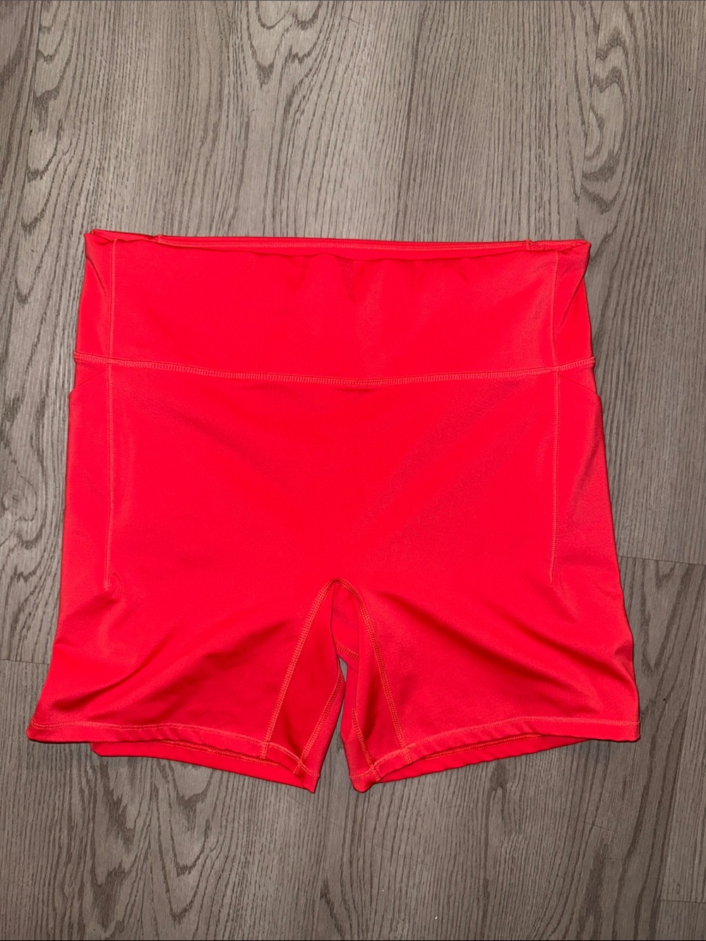 High-Waist Performance Women’s Shorts - Bright Coral